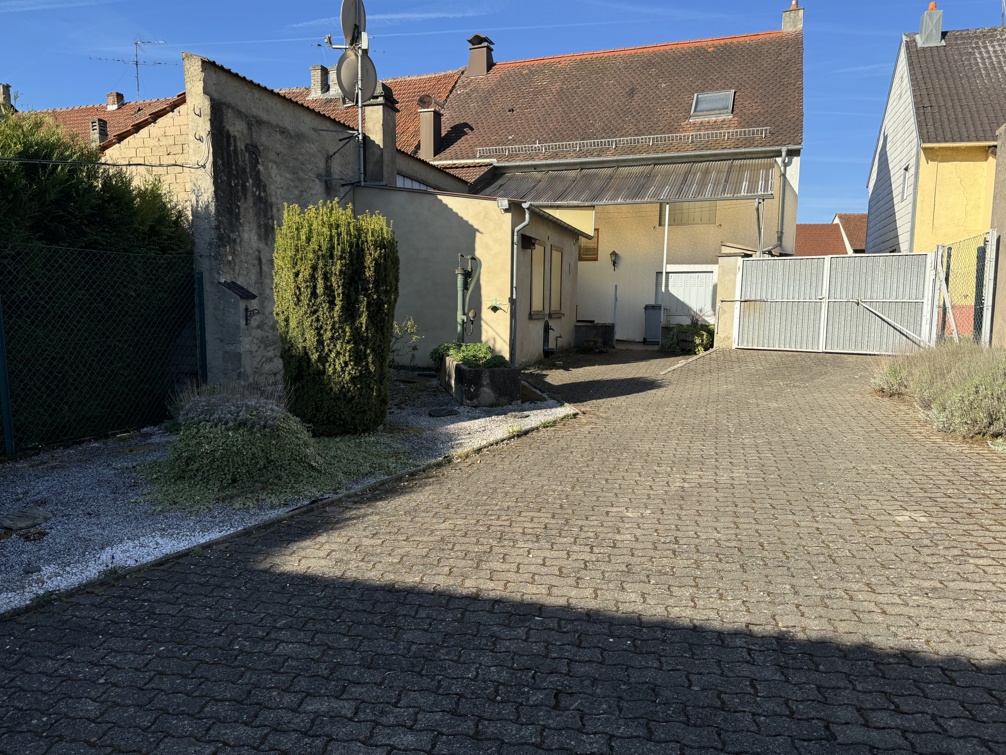 WILLERWALD - Maison d’habitation de 8 pièces 156m2