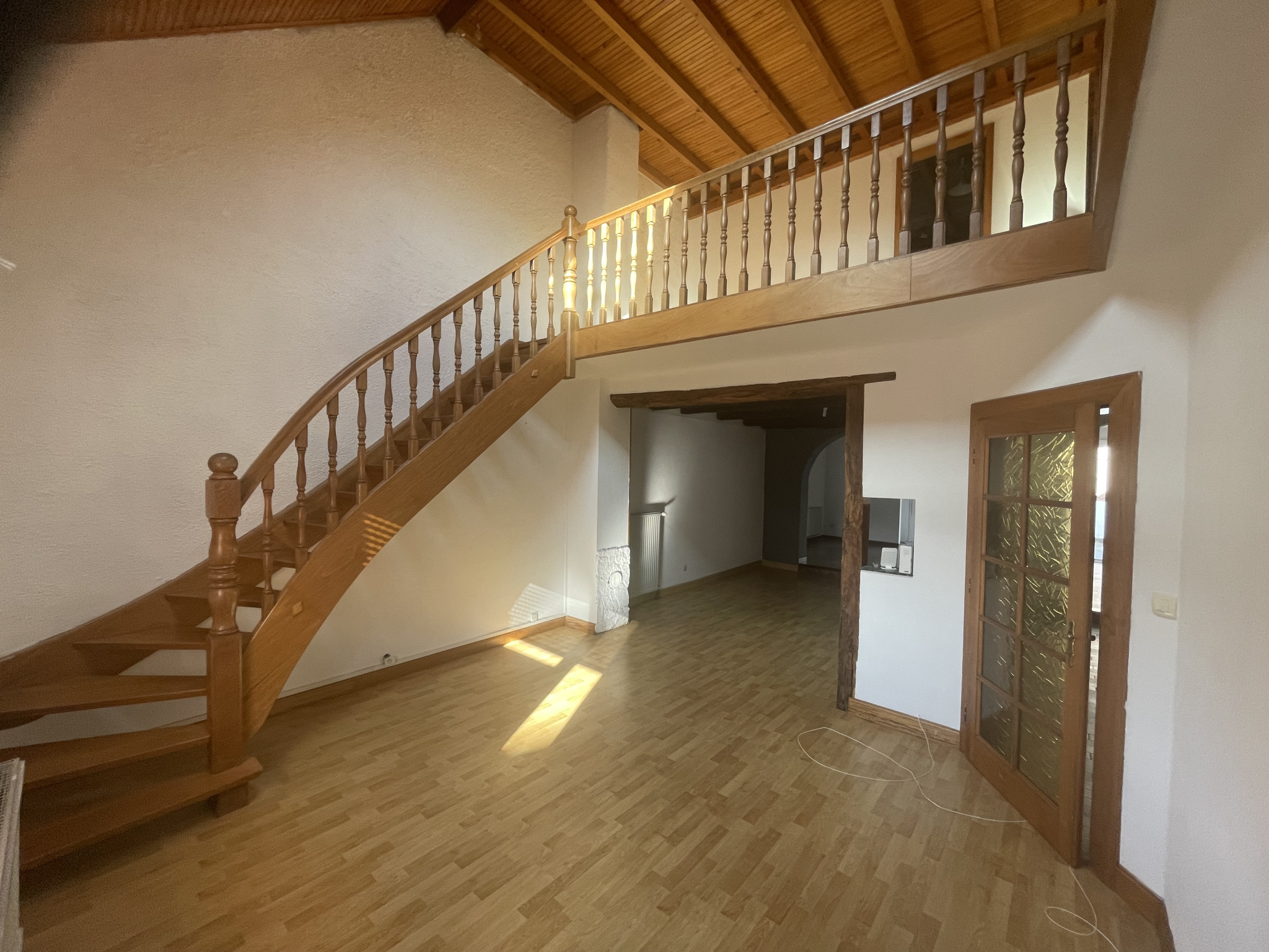 SARRALBE (centre-ville) - Immeuble 160m2 avec local commercial et un grand duplex