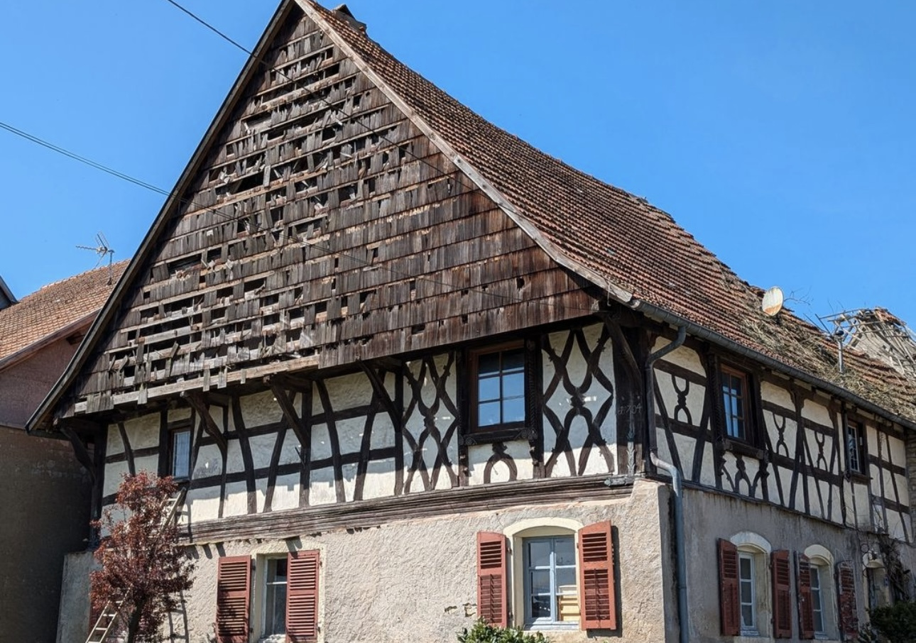 Maison historique de 1704 à réhabiliter - 196m2