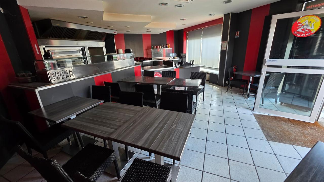 À Vendre : Fonds de Commerce   Pizzeria à Reningue.